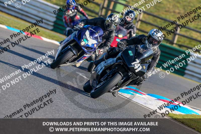 PJM Wedding Photography;enduro digital images;event digital images;eventdigitalimages;mallory park;mallory park photographs;mallory park trackday;mallory park trackday photographs;no limits trackdays;peter wileman photography;racing digital images;trackday digital images;trackday photos